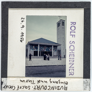 Vorschaubild Audincourt: Sacre Coeur, Eingang und Turm, fotografiert 26.9.1956 